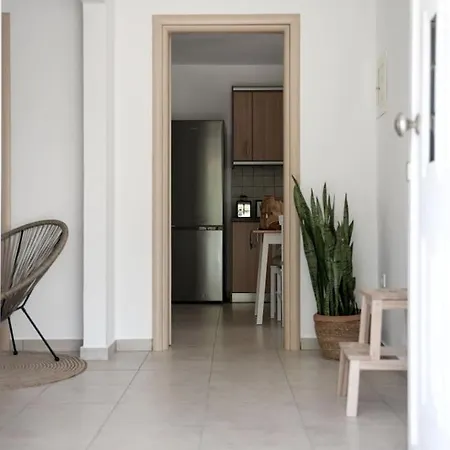 Sunfree House *